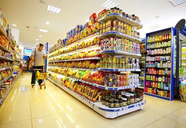 rayons de supermarché