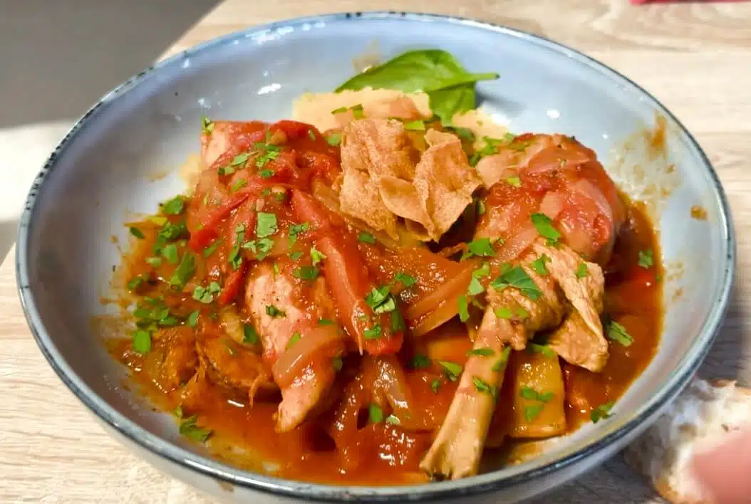 restaurant pas cher restaurant d'application plat poulet basquaise